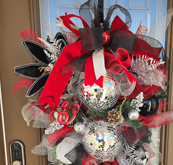Aura and Ivy Decor
