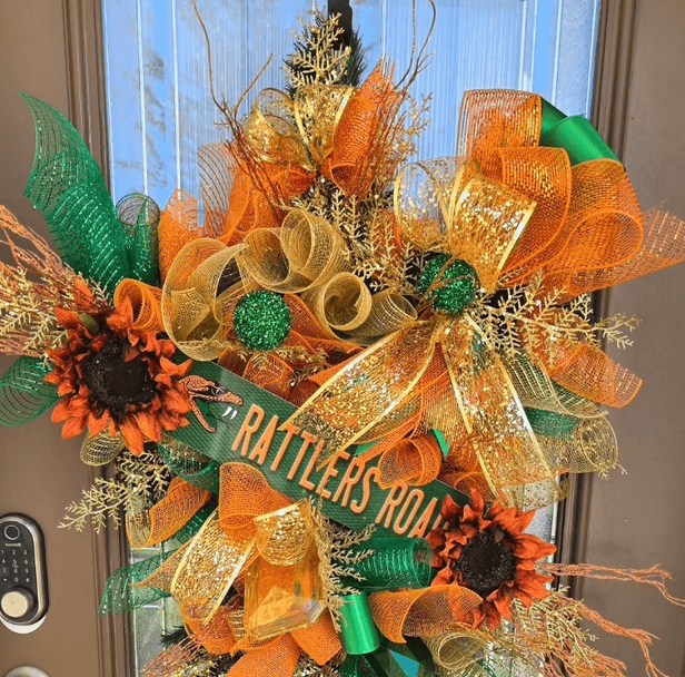 Aura and Ivy Decor